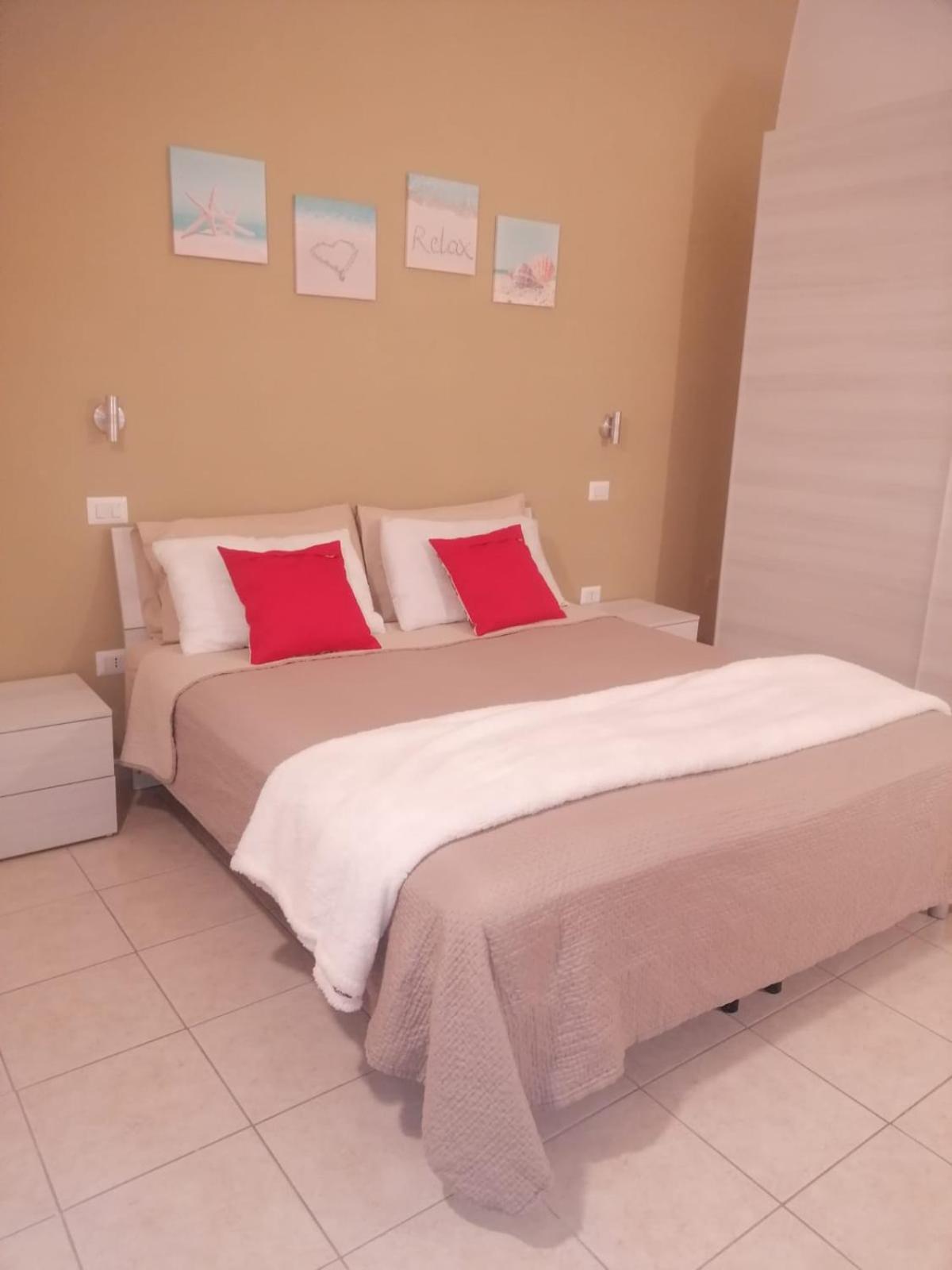 Amaste In Puglia Casa Vacanza Bisceglie Exterior foto